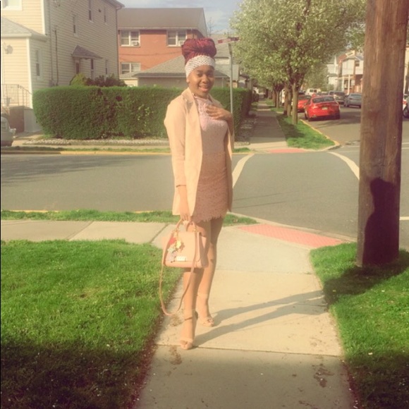 Meet your Posher, Olivia - Picture 6 of 12